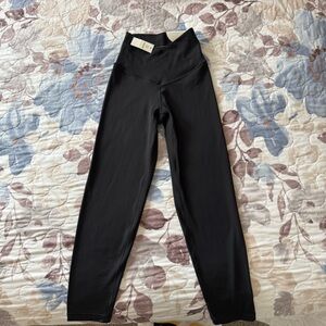 NWT Offline by Aerie Real Me 3/4 Crop Legging